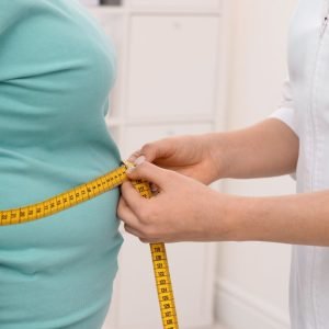 Dėmesingas valgymas – raktas į sveiką gyvenimą: kodėl nutukimas yra liga ir kaip ją valdyti?