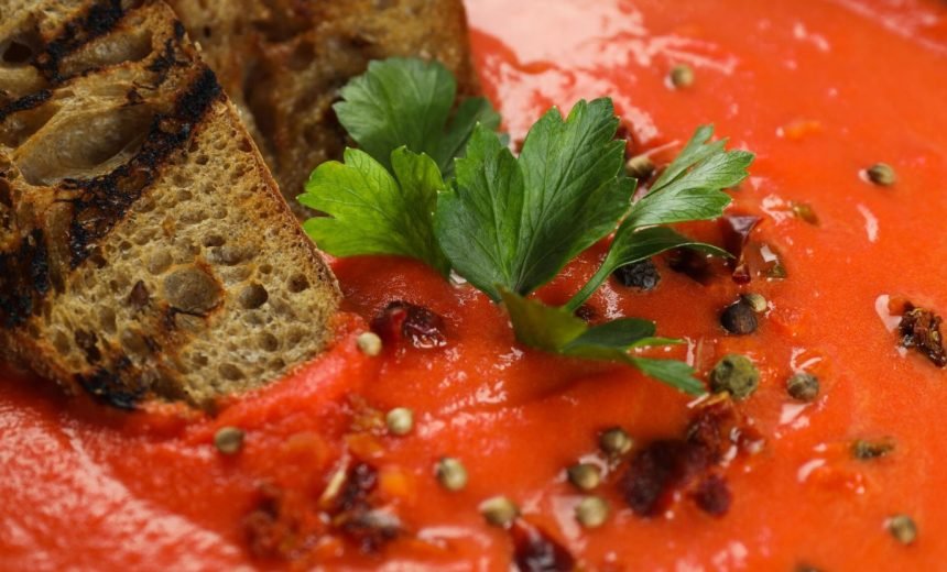 1 Saldu, pikantiška ir skanu – viskas vienoje paprikoje: trys nebrangūs receptai, kuriuos verta išbandyti